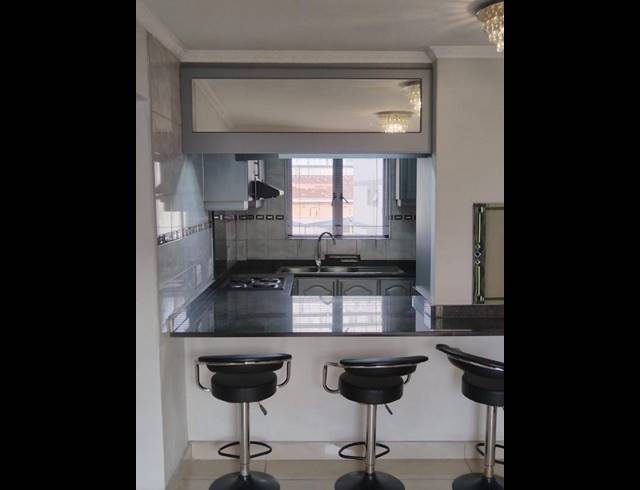 2 BEDROOM APARTMENT FOR SALE IN NORTH BEACH